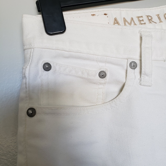 American Eagle White Denim Jeans - Picture 12 of 12